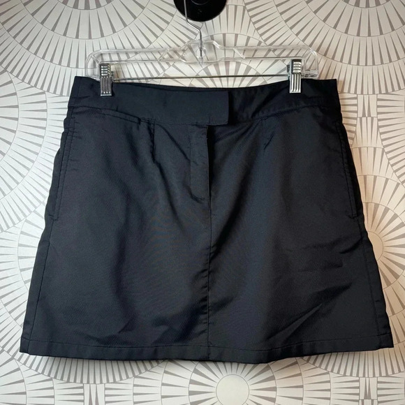 PUMA‎ Women’s Black Skirt with built in Brief SIZE 10 - Picture 1 of 7